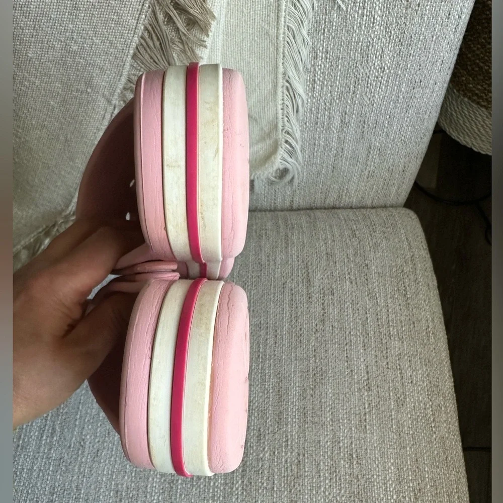 💝 CROCS Kids J 3 light pink with white and  red logo used but great condition.